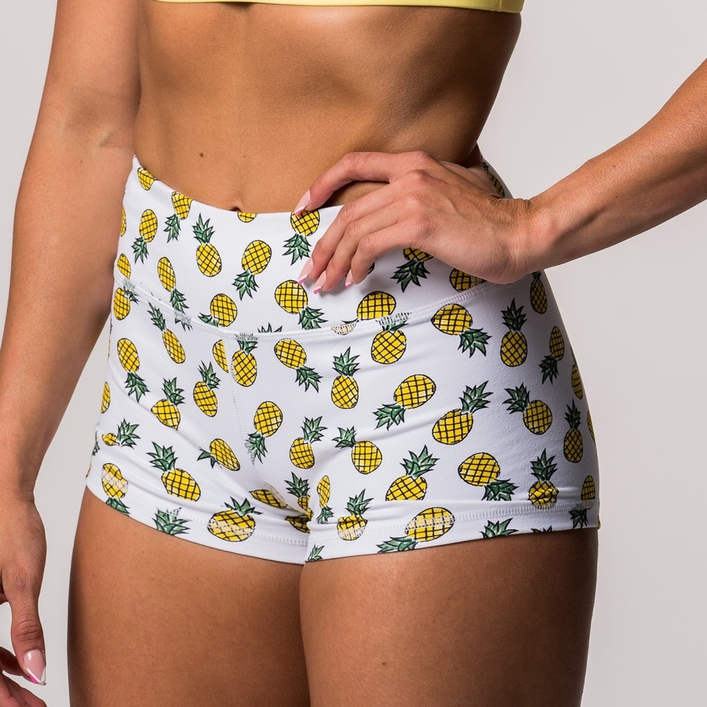 NWOT Savage Barbell Booty Shorts Pineapple Express